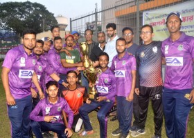 টানা চতুর্থবার শিরোপা জয় যশোর ক্রিকেট ক্লাবের